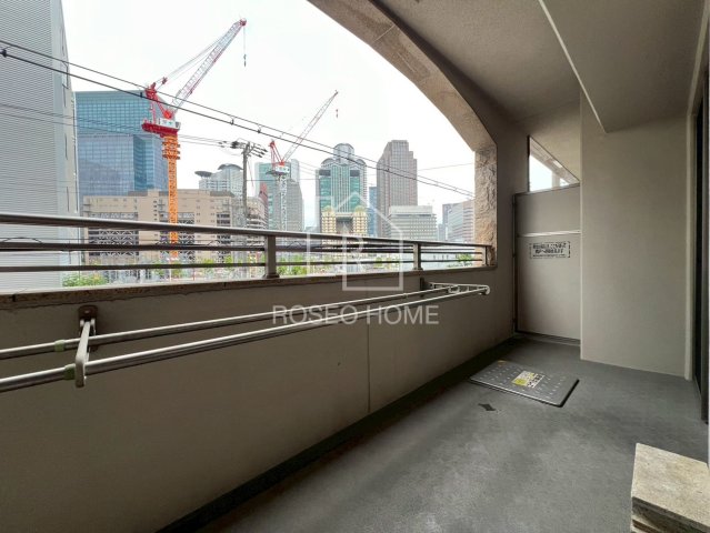 バルコニー　同マンション別部屋：参考写真