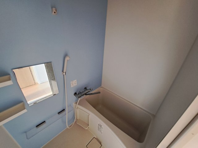 バス・シャワールーム　シンプルで機能的なユニットバス☆