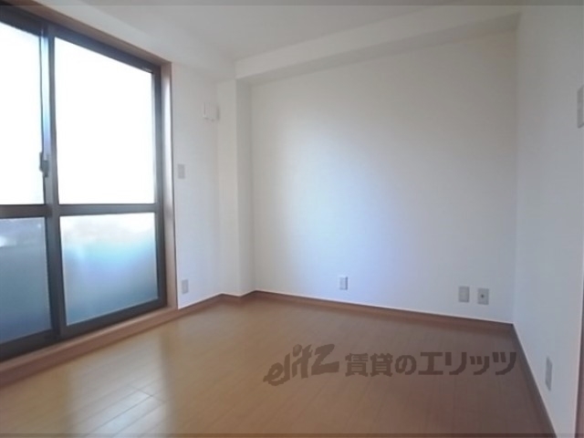 居室・リビング　２０１４年築なのですごくきれいです。