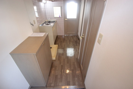 玄関　※別部屋の写真です