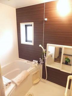 バス・シャワールーム　窓あり