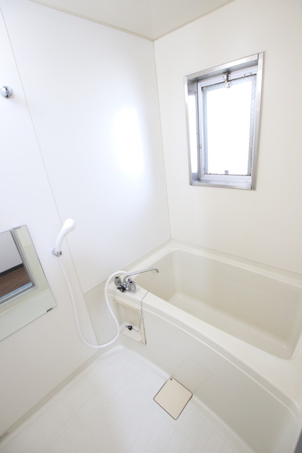 バス・シャワールーム　※同物件、別号室の為参考写真になります。