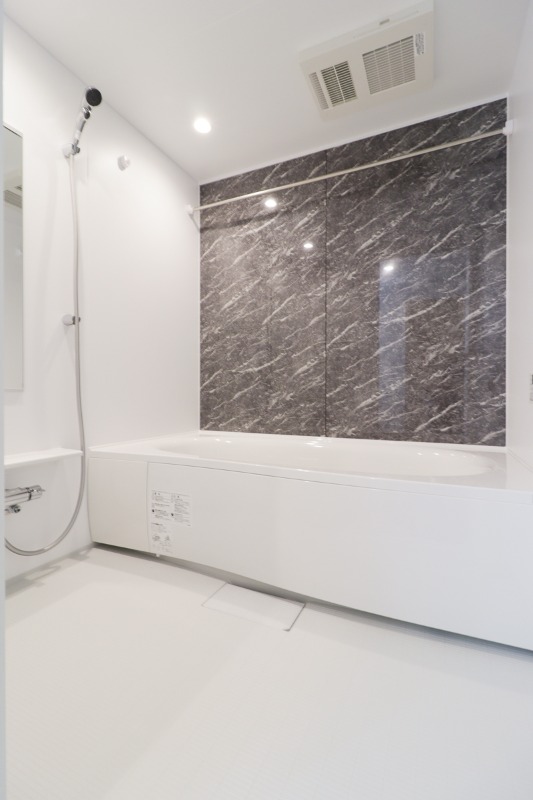 バス・シャワールーム　図面と現状に相違がある場合には現状を優先