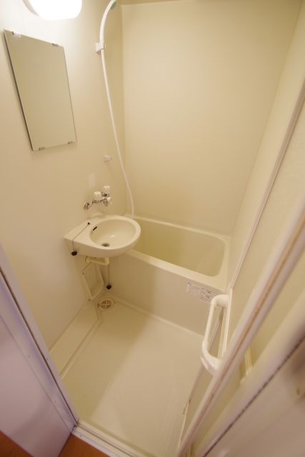 バス・シャワールーム　★タウンハウジング橋本店までお問い合わせ下さい★