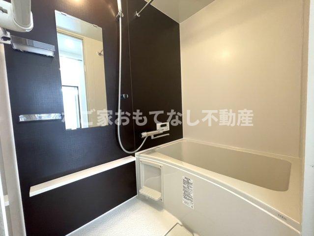 バス・シャワールーム　※同タイプ写真