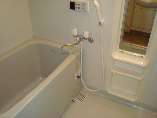 バス・シャワールーム　バス