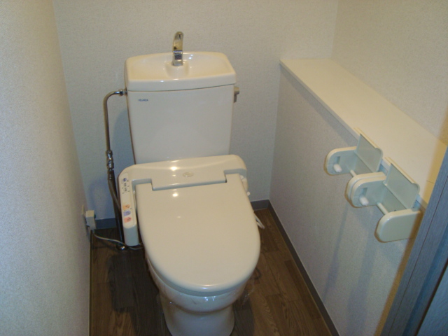 トイレ　シャワー付トイレ