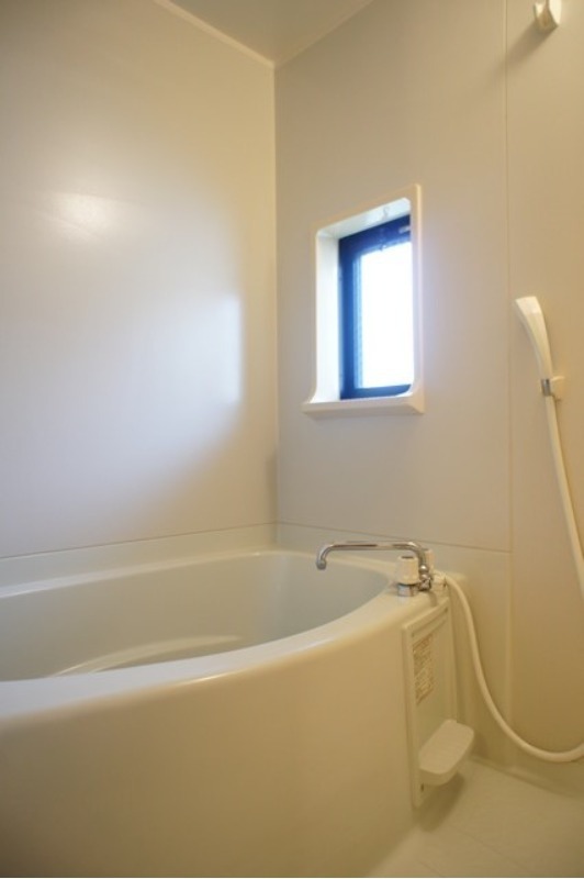 バス・シャワールーム　図面と現状に相違がある場合には現状を優先