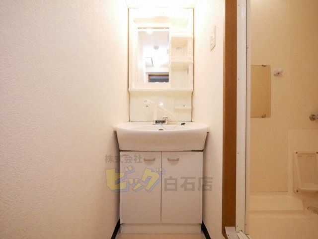 洗面設備　シャンプードレッサー完備♪