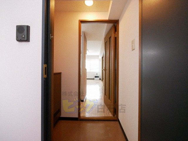 玄関　広々玄関です♪