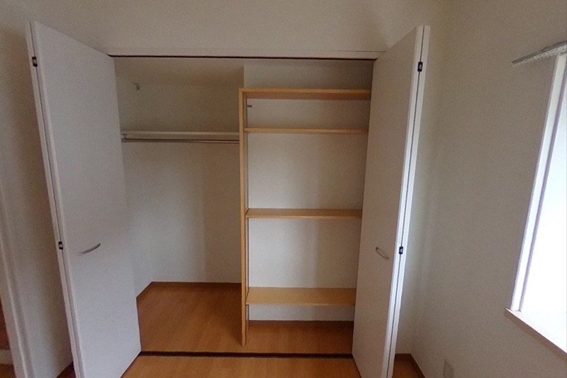 収納　別室参照