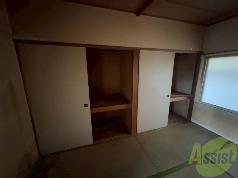 収納　こちらは収納です。物をしまう事ができますね！