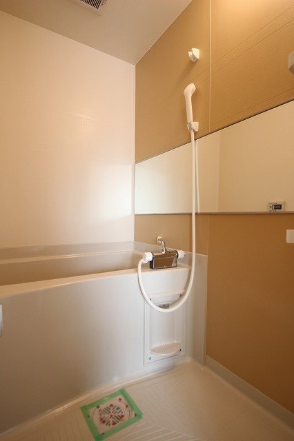 バス・シャワールーム　同物件別号室の写真です。