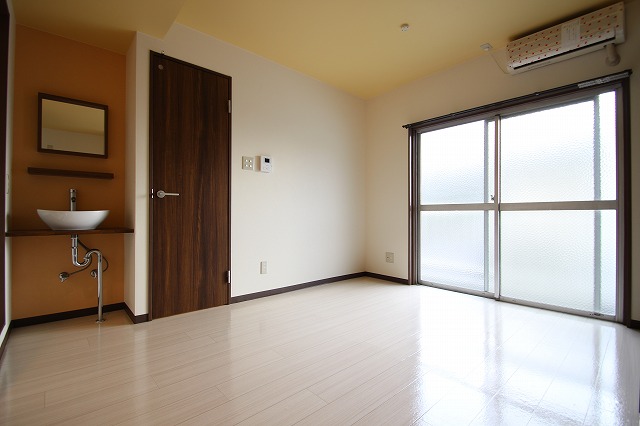 その他部屋・スペース　同物件別号室の写真です。