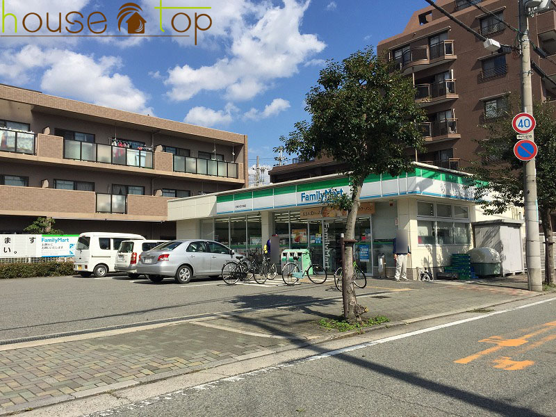 コンビニ　ファミリーマート尼崎大庄西町店（コンビニ）まで210m