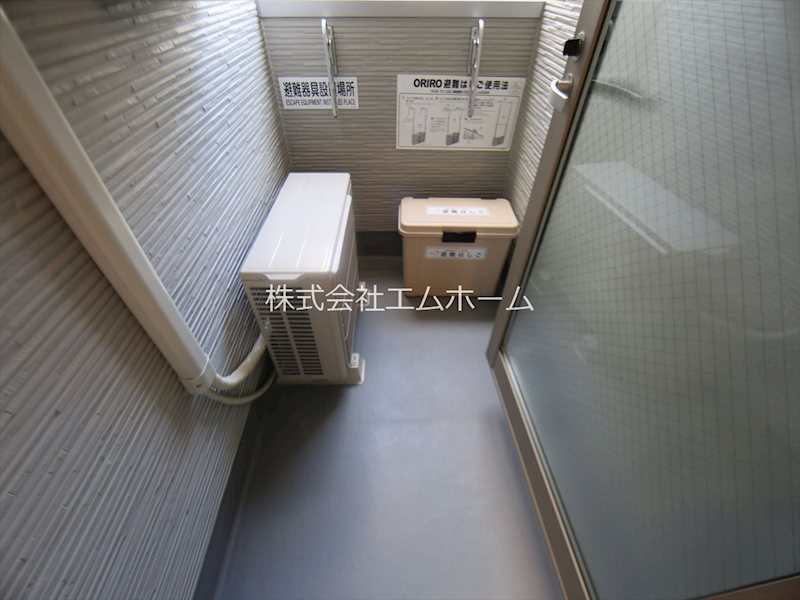 バルコニー　バルコニー