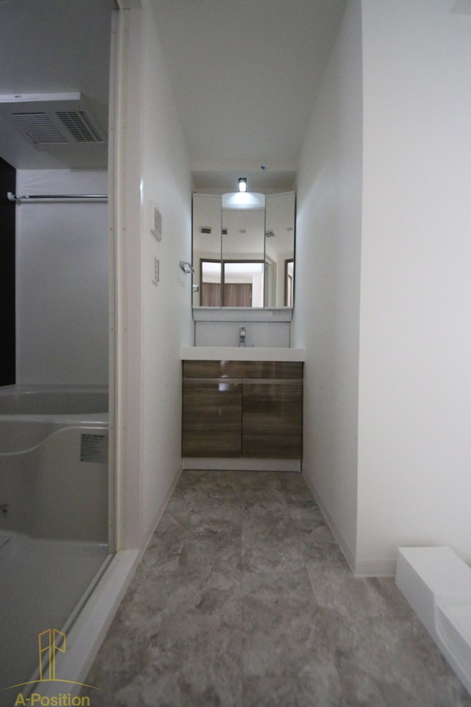 洗面設備　LaDouceur谷町