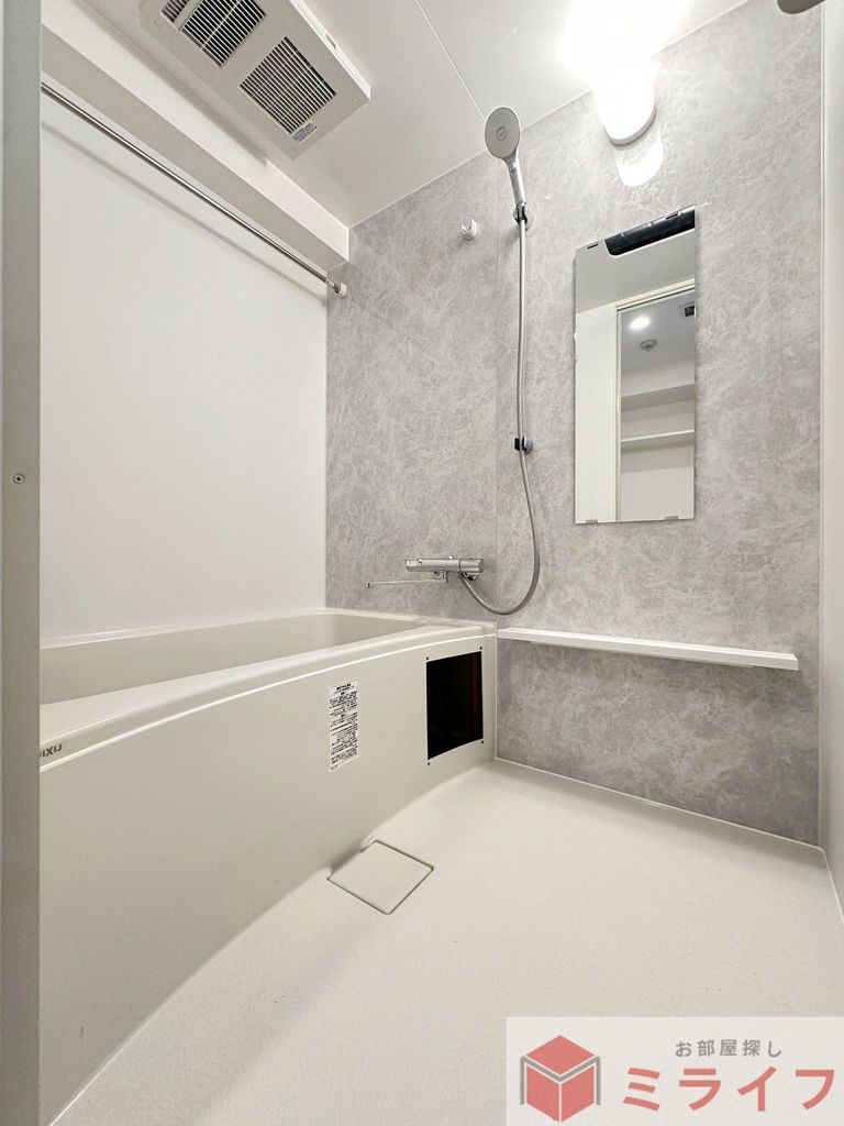 バス・シャワールーム　同施工会社・同仕様イメージ