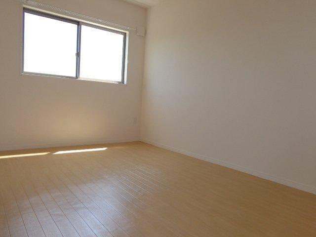 バルコニー　洋室