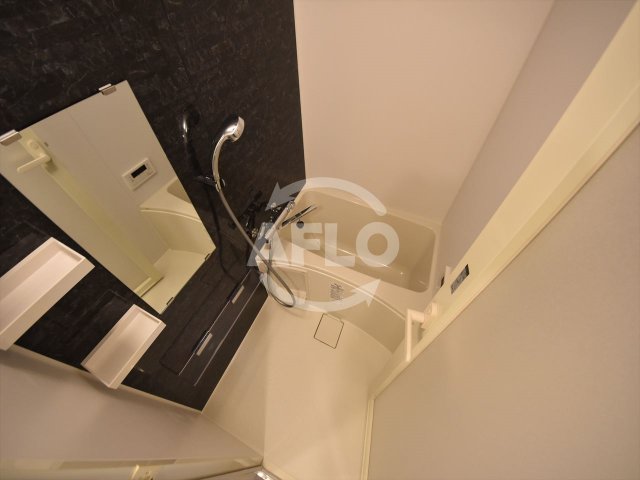 バス・シャワールーム　ルネフラッツ谷町四丁目　浴室