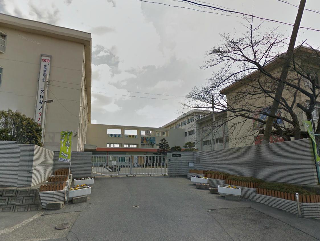 中学校　奈良市立 三笠中学校（中学校）まで561m