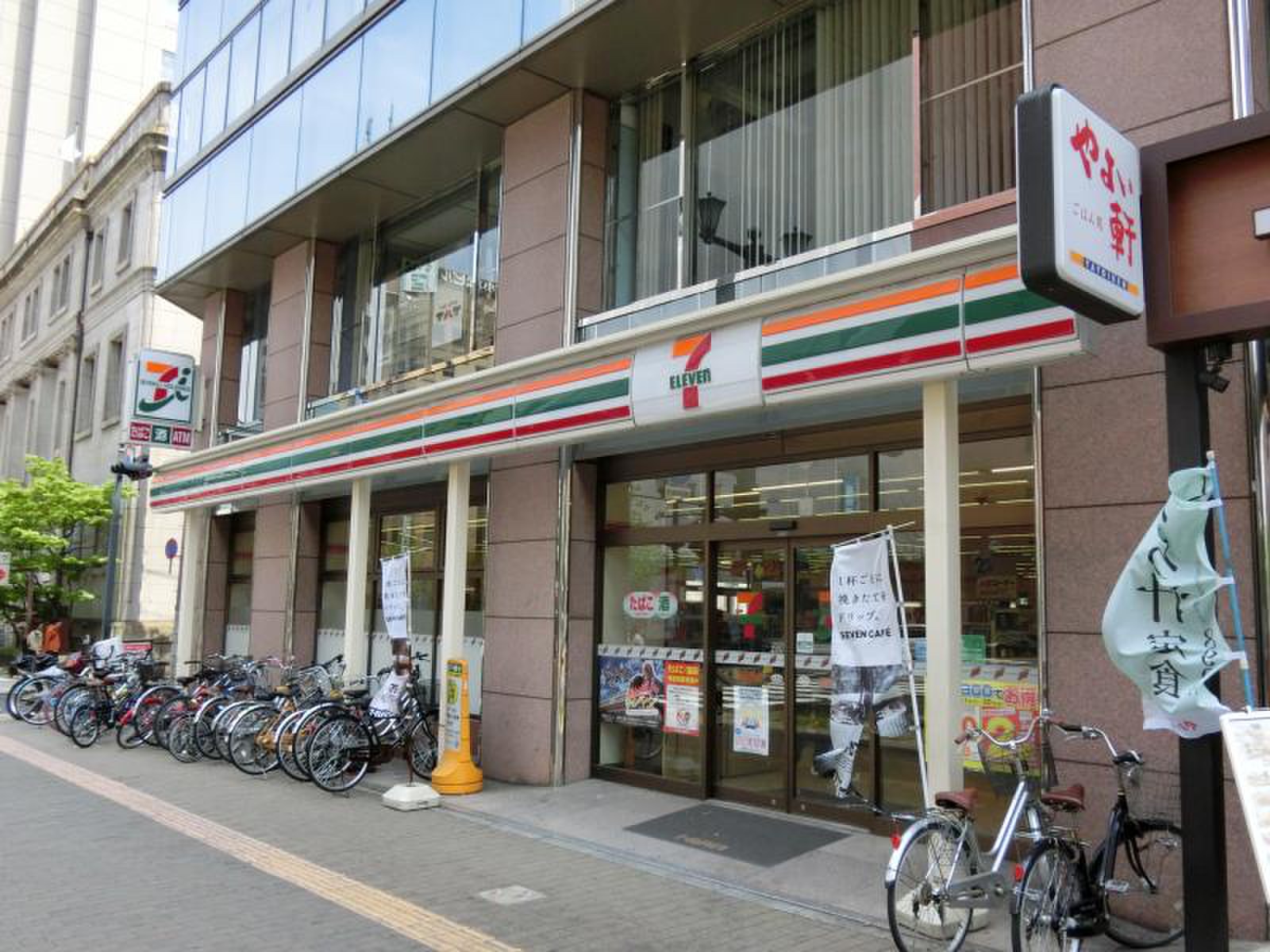 コンビニ　セブンイレブン広島中町西店（コンビニ）まで148m