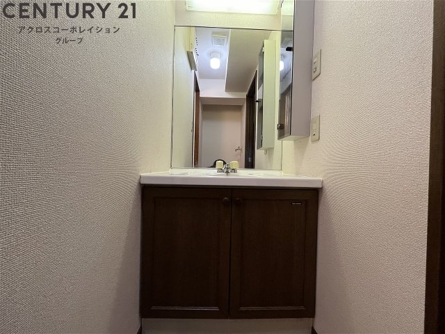 洗面設備　独立洗面化粧台付き！