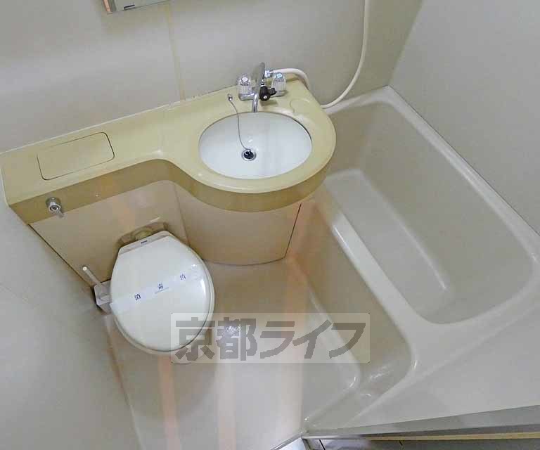 バス・シャワールーム　ユニットバスです