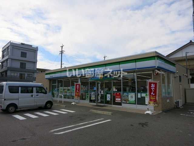 コンビニ　ファミリーマート岡崎小呂町店（コンビニ）まで713m