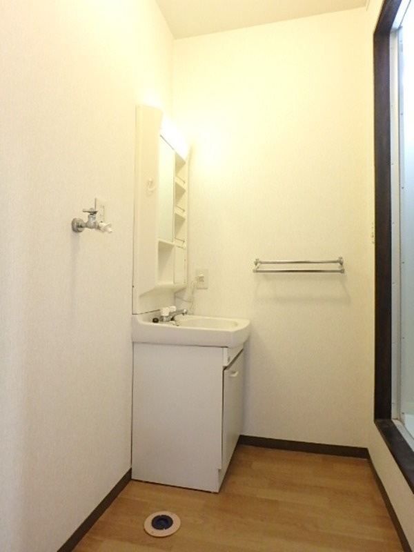 洗面設備　図面と現状に相違がある場合には現状を優先