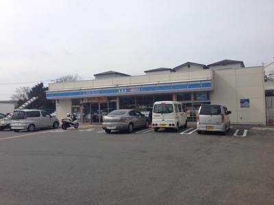 コンビニ　ローソン堺石津町3丁店（コンビニ）まで832m