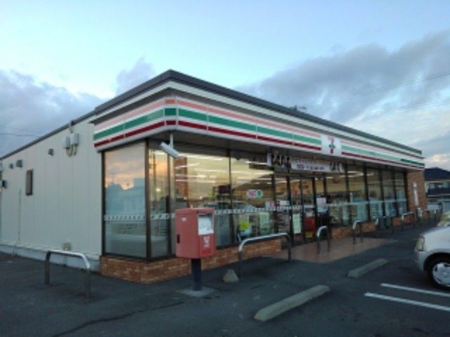 コンビニ　セブンイレブン掛川大坂店（コンビニ）まで650m