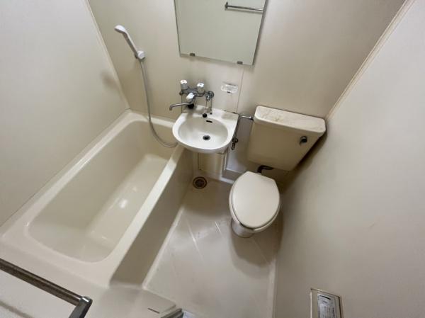 バス・シャワールーム　綺麗です♪