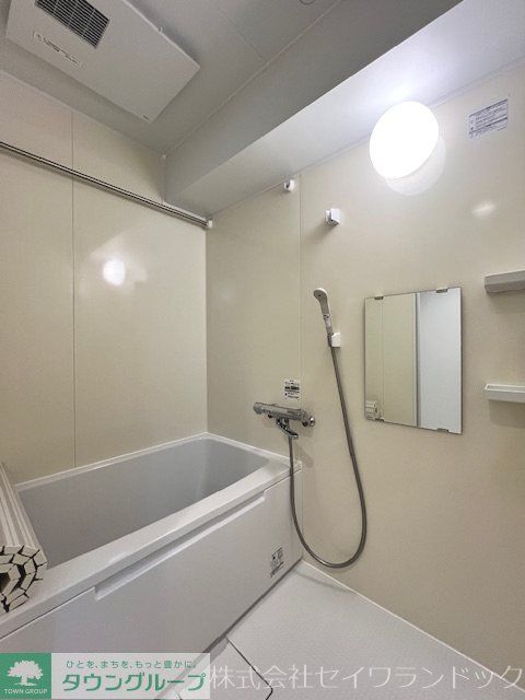 バス・シャワールーム　バス