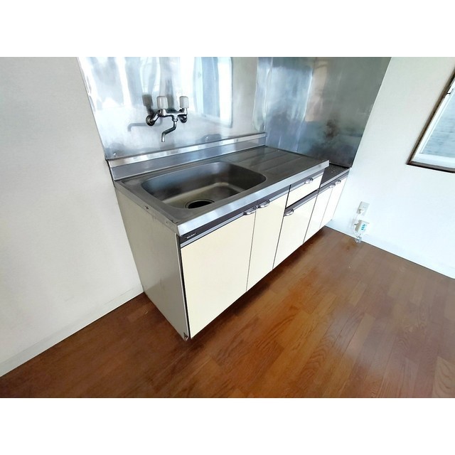 キッチン　※同型別部屋参考画像