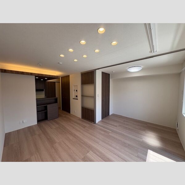 居室・リビング　LDK&洋室