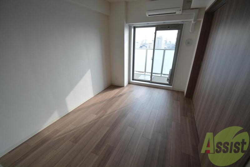 居室・リビング　広いリビングですよ。