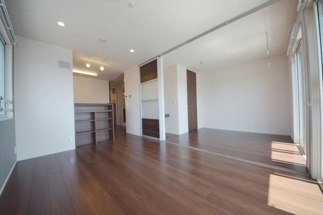 居室・リビング　★12帖のリビングです★