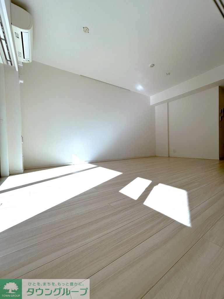 居室・リビング　リビング約11.5帖（クリーニング前）