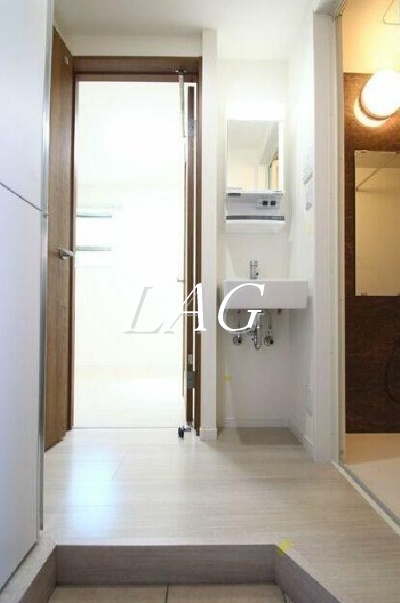 玄関　玄関です。