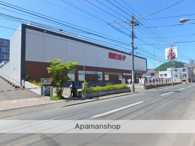 スーパー　東光ストアストア中央区西線６条店（スーパー）まで163m