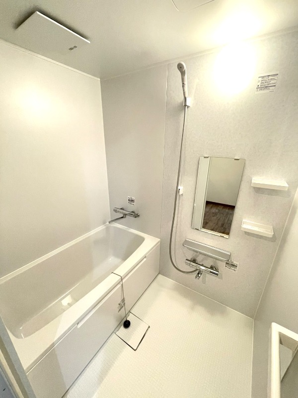 バス・シャワールーム　バス