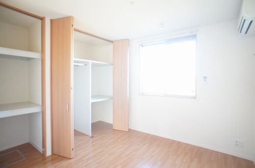 収納　【北洋室５．４帖】