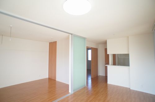 居室・リビング　【ＬＤＫ１２帖】