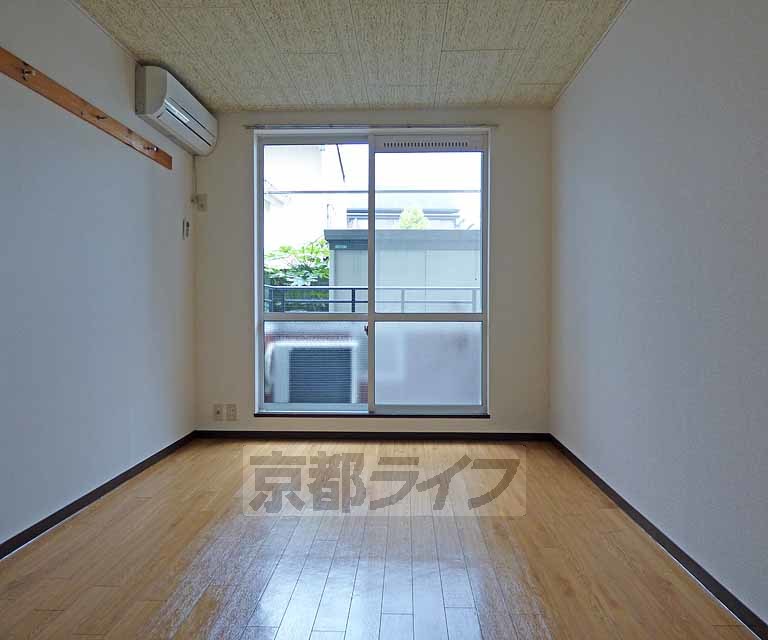 居室・リビング　広いお部屋です。