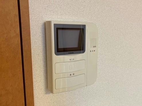 セキュリティ　モニター付きインターホン