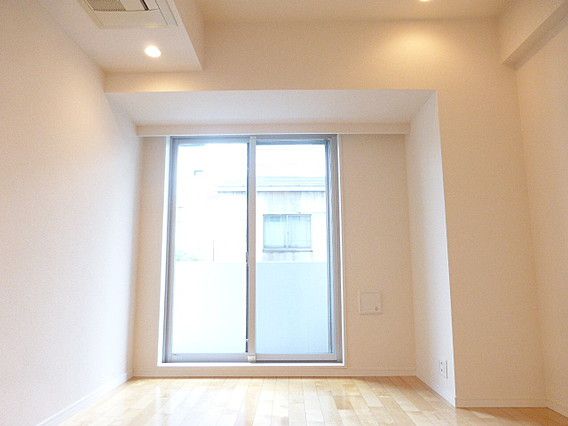 居室・リビング　別タイプ部屋　参考写真です