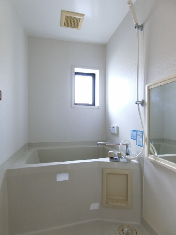 バス・シャワールーム　図面と現状に相違がある場合には現状を優先