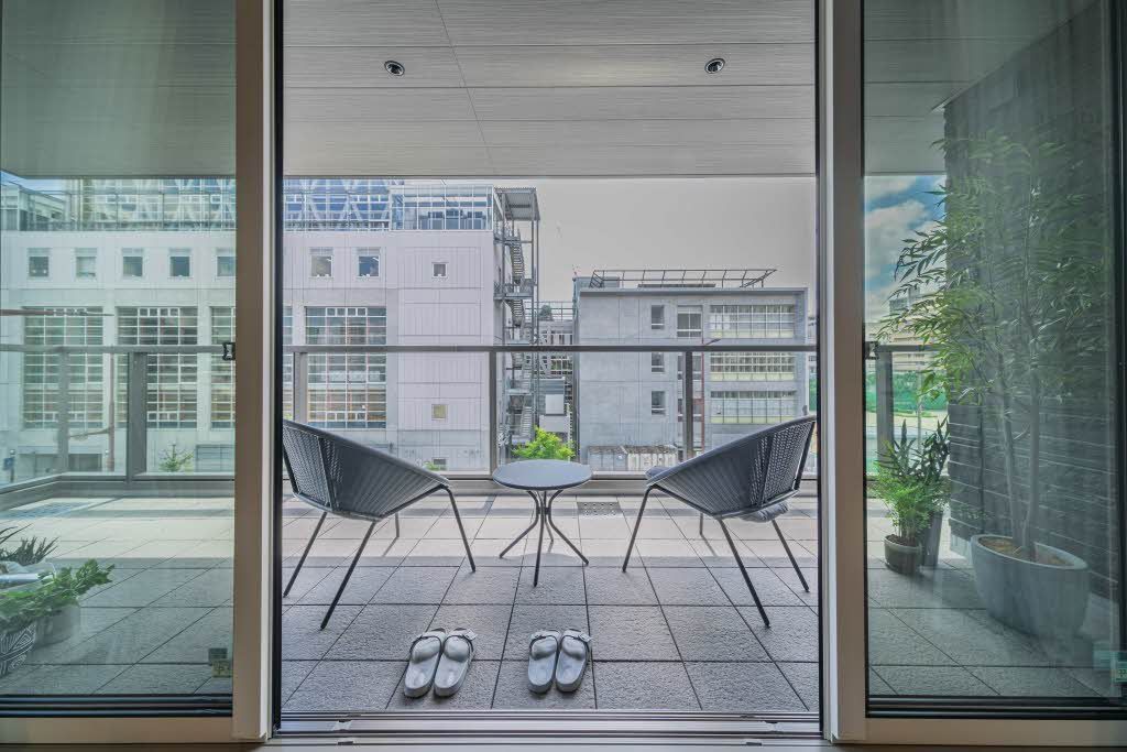 バルコニー　バルコニー