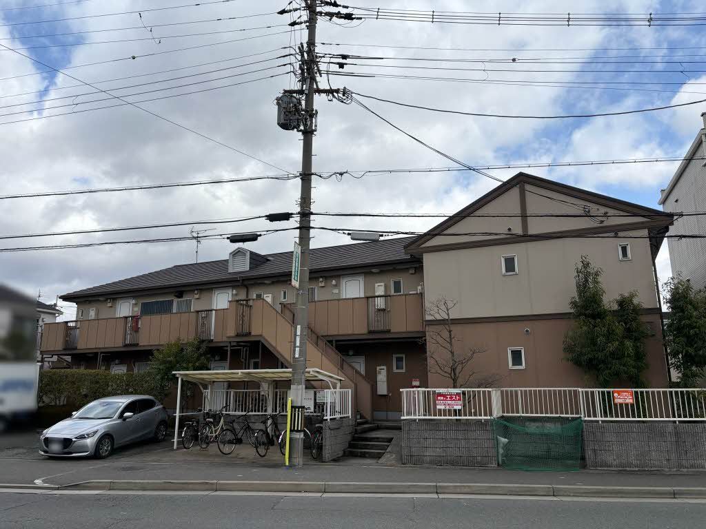 建物外観　積水ハウス施工の賃貸住宅「シャーメゾン」